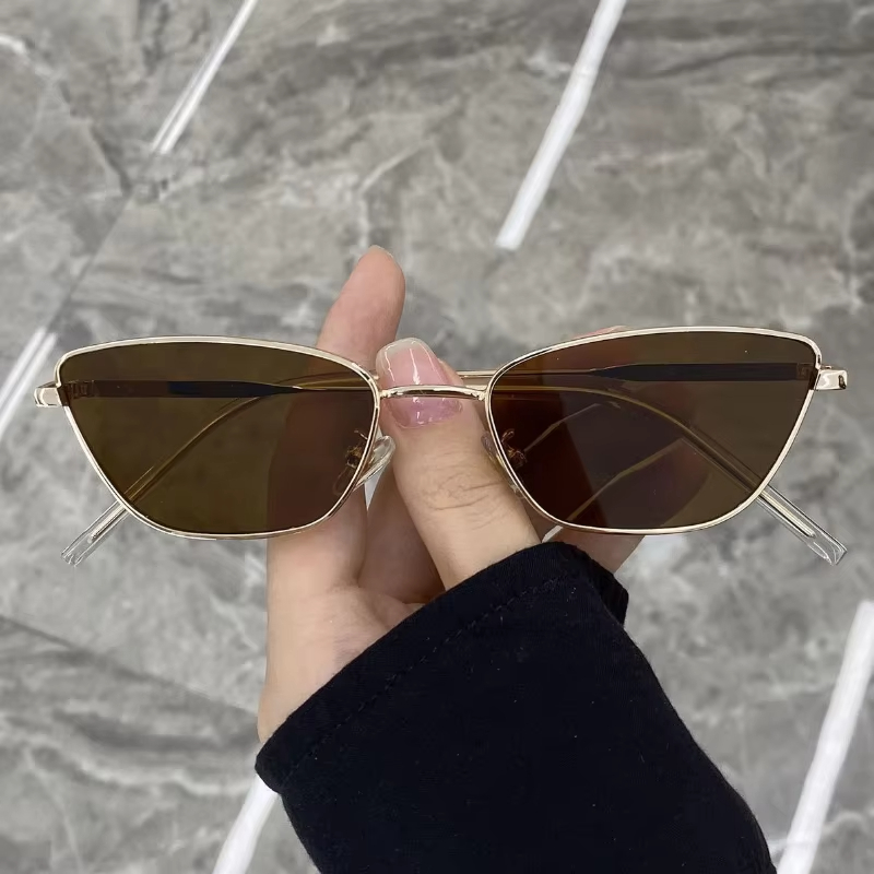 Modne okulary przeciwsłoneczne – Sunglasses Cat Eye recenzja i cena