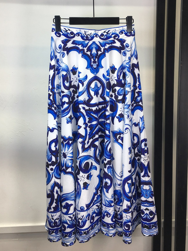 Letni Bohemain niebiesko-biały – Romper Floral Print recenzja i cena